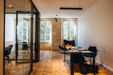Réalisation de bureaux dans un immeuble à Bordeaux